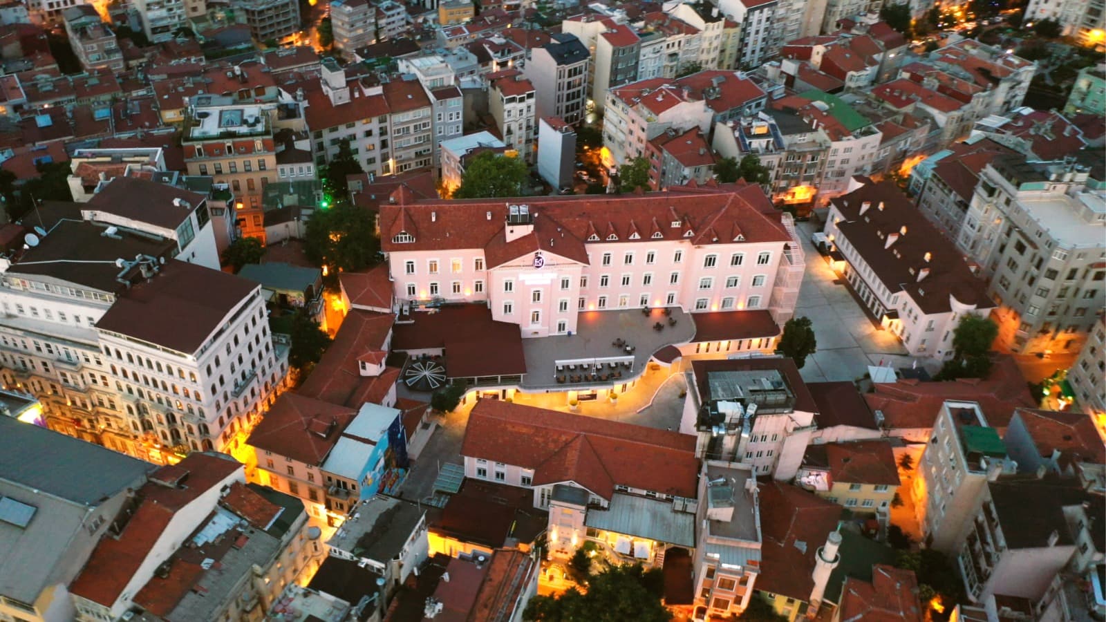 İstanbul Kent Üniversitesi - 2