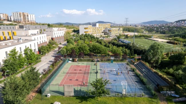 Özyeğin Üniversitesi - 3